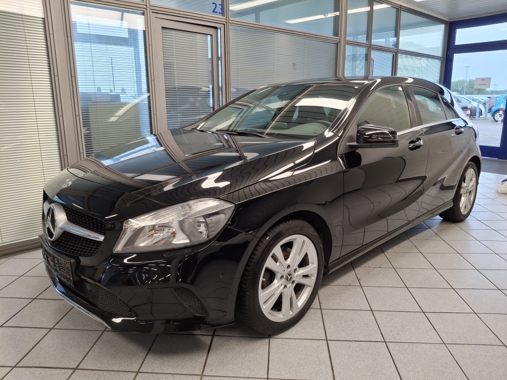 Mercedes-Benz A 180 Urban für nur 14.800,- € bei Hoffmann Automobile in Wolfsburg kaufen und sofort mitnehmen