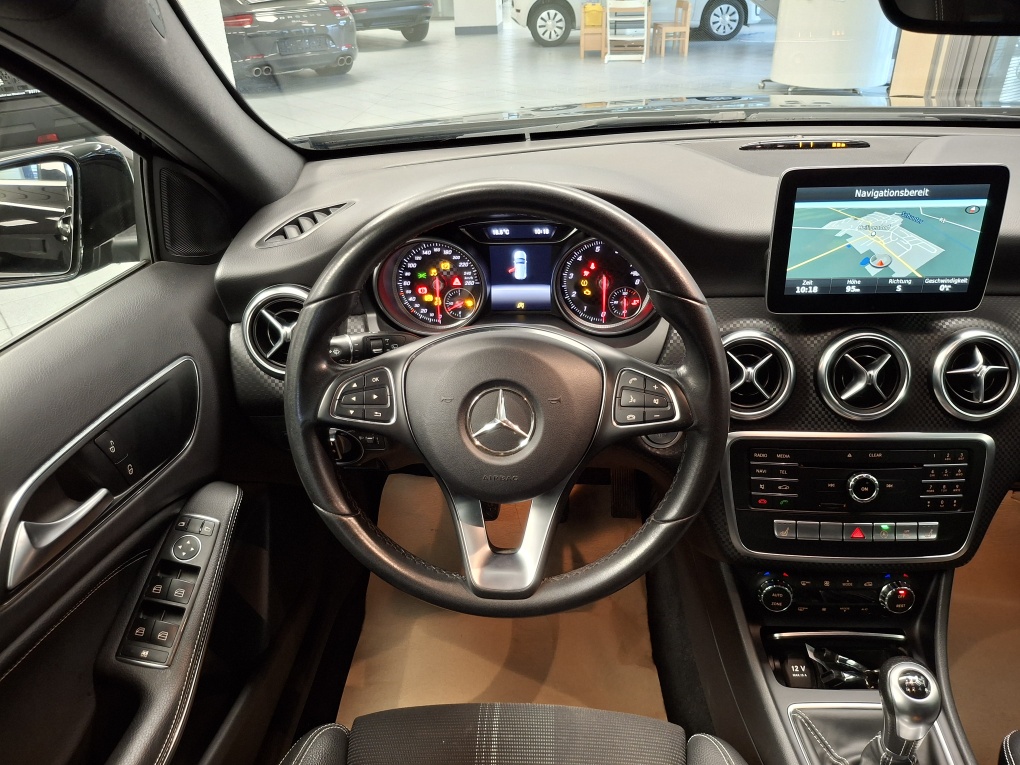 Mercedes-Benz A 180  bei Hoffmann Automobile in Wolfsburg kaufen und sofort mitnehmen - Bild 17