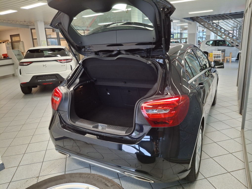Mercedes-Benz A 180  bei Hoffmann Automobile in Wolfsburg kaufen und sofort mitnehmen - Bild 2