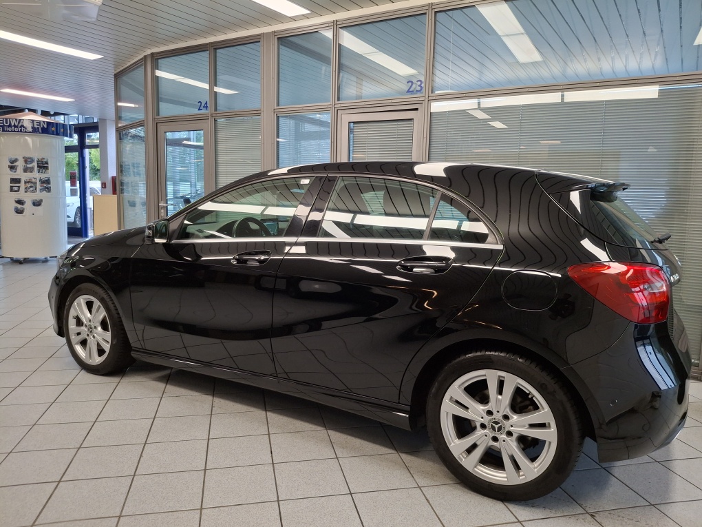 Mercedes-Benz A 180  bei Hoffmann Automobile in Wolfsburg kaufen und sofort mitnehmen - Bild 21