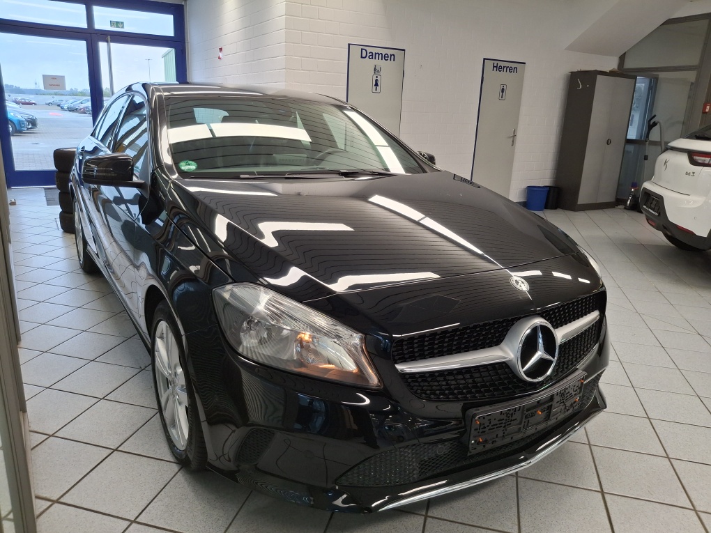 Mercedes-Benz A 180  bei Hoffmann Automobile in Wolfsburg kaufen und sofort mitnehmen - Bild 24