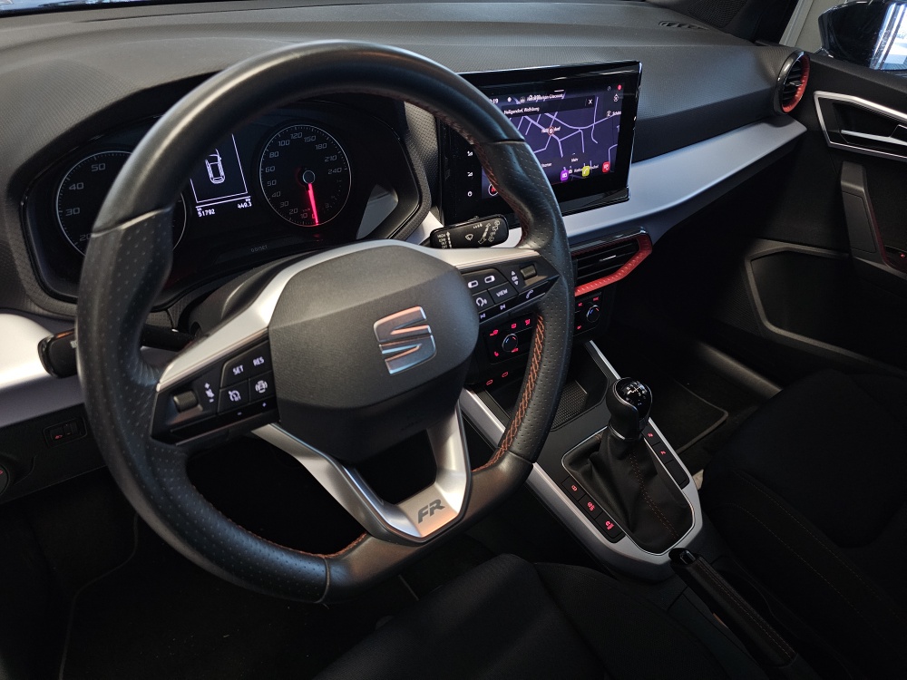 Seat Arona  bei Hoffmann Automobile in Wolfsburg kaufen und sofort mitnehmen - Bild 12