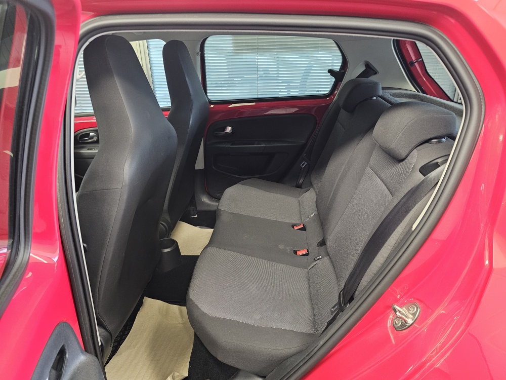 VW up!  bei Hoffmann Automobile in Wolfsburg kaufen und sofort mitnehmen - Bild 4