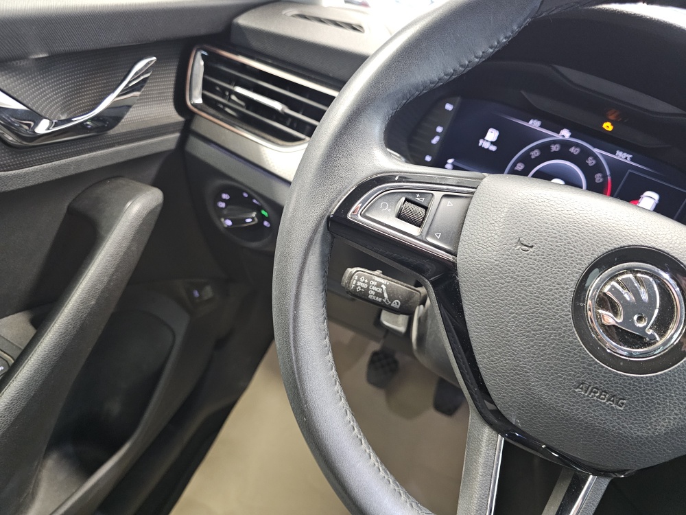 Skoda Kamiq  bei Hoffmann Automobile in Wolfsburg kaufen und sofort mitnehmen - Bild 20