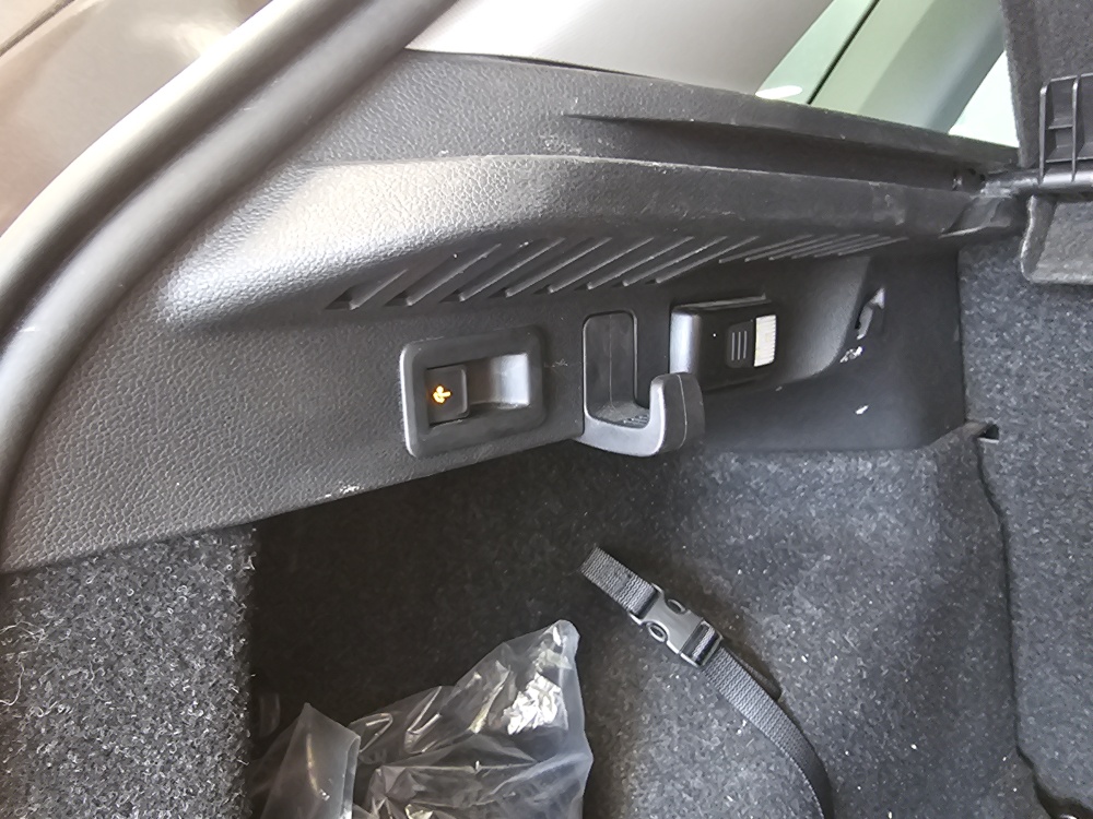 Skoda Kamiq  bei Hoffmann Automobile in Wolfsburg kaufen und sofort mitnehmen - Bild 4