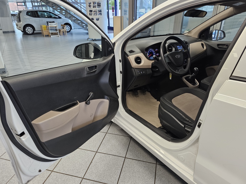 Hyundai i10  bei Hoffmann Automobile in Wolfsburg kaufen und sofort mitnehmen - Bild 12