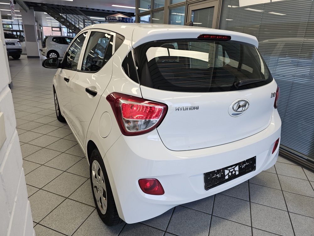 Hyundai i10  bei Hoffmann Automobile in Wolfsburg kaufen und sofort mitnehmen - Bild 3