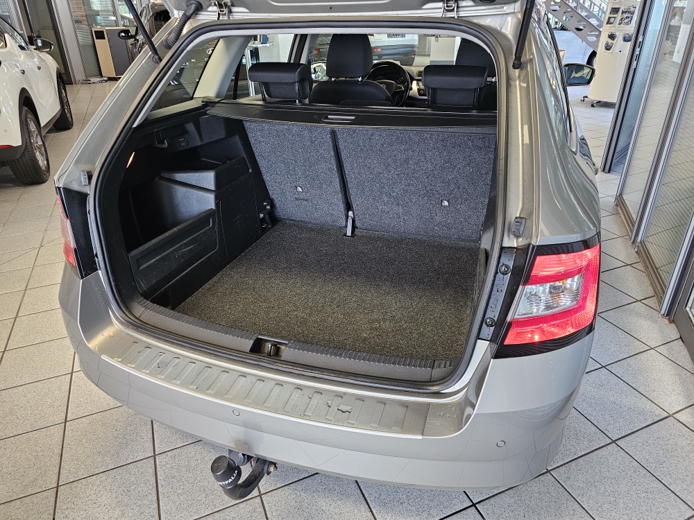 Skoda Fabia Combi  bei Hoffmann Automobile in Wolfsburg kaufen und sofort mitnehmen - Bild 4