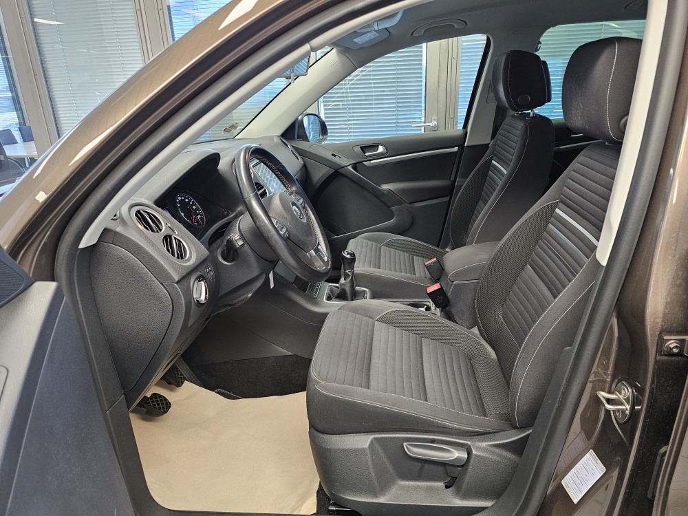 VW Tiguan  bei Hoffmann Automobile in Wolfsburg kaufen und sofort mitnehmen - Bild 21