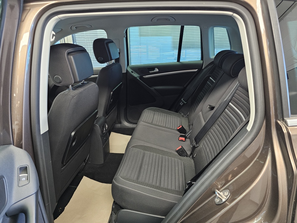 VW Tiguan  bei Hoffmann Automobile in Wolfsburg kaufen und sofort mitnehmen - Bild 5