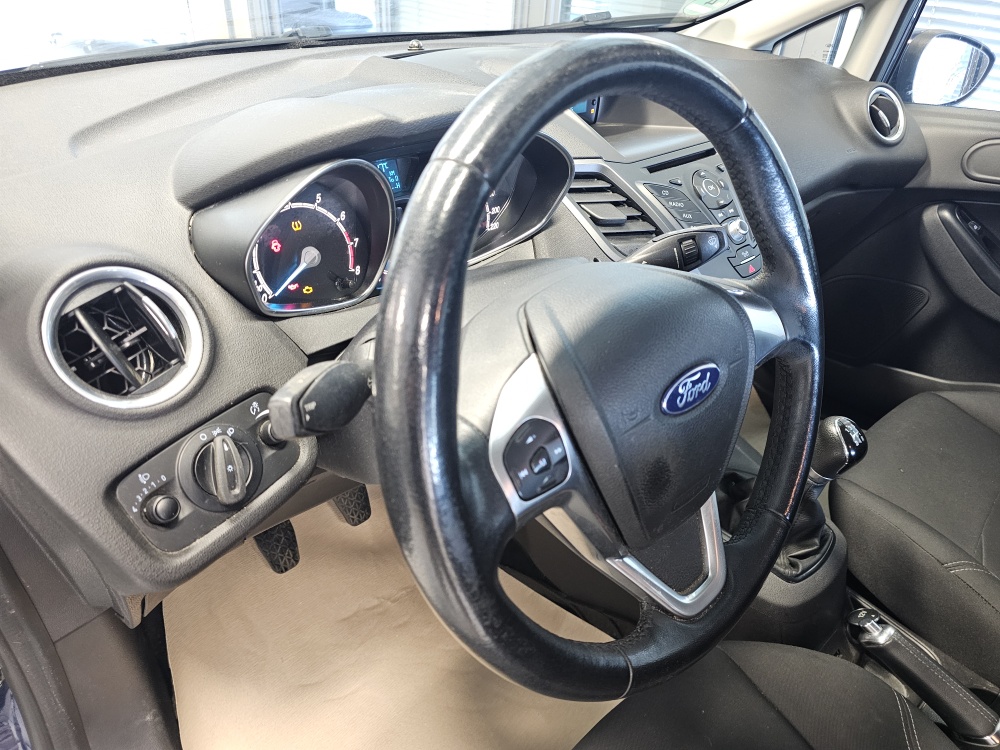 Ford Fiesta  bei Hoffmann Automobile in Wolfsburg kaufen und sofort mitnehmen - Bild 13