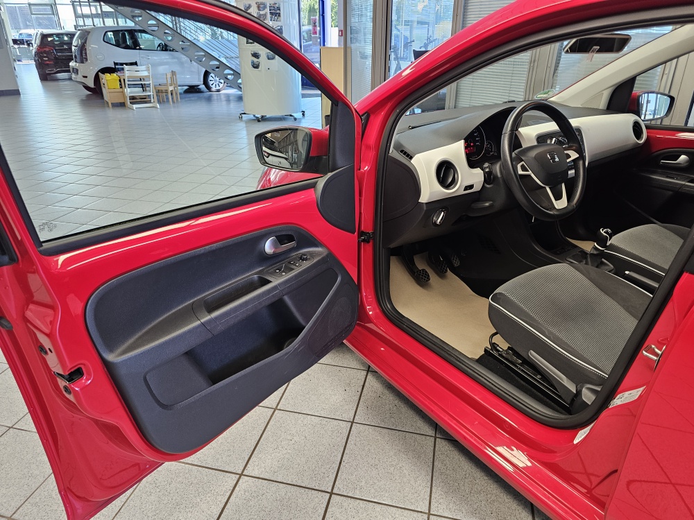 Seat Mii  bei Hoffmann Automobile in Wolfsburg kaufen und sofort mitnehmen - Bild 17