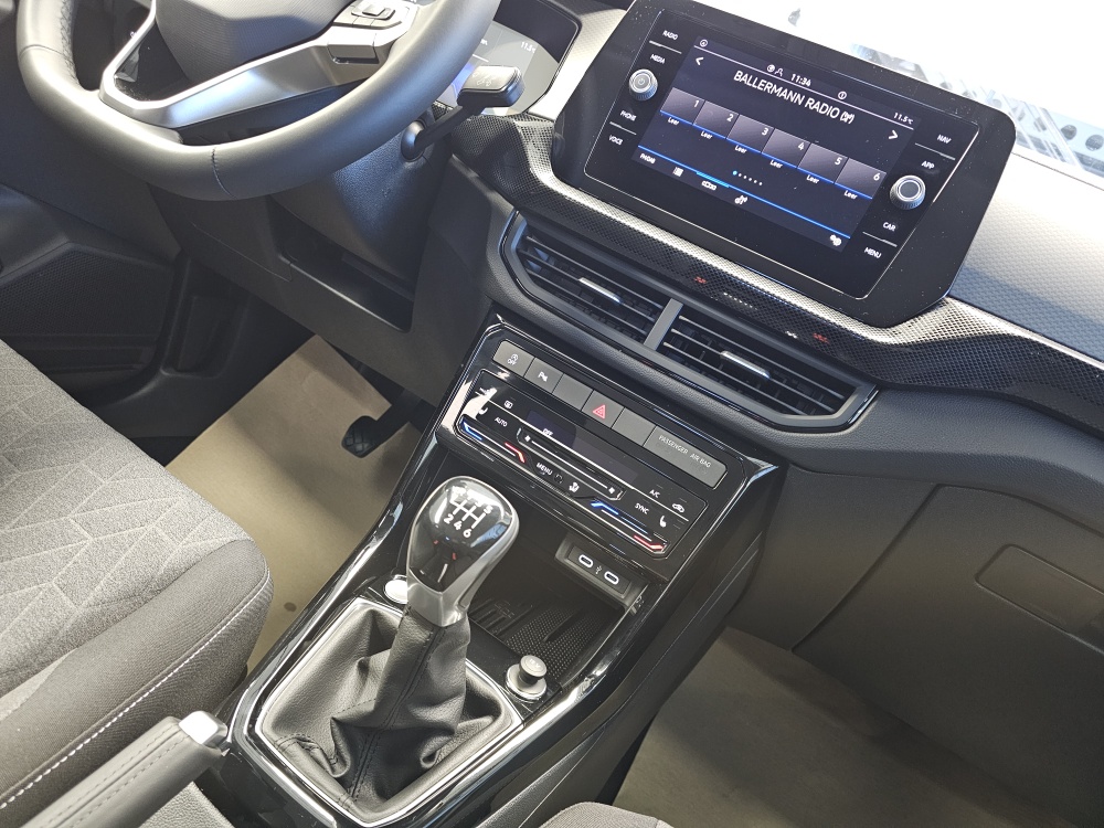 VW T-Cross bei Hoffmann Automobile in Wolfsburg kaufen und sofort mitnehmen - Bild 7