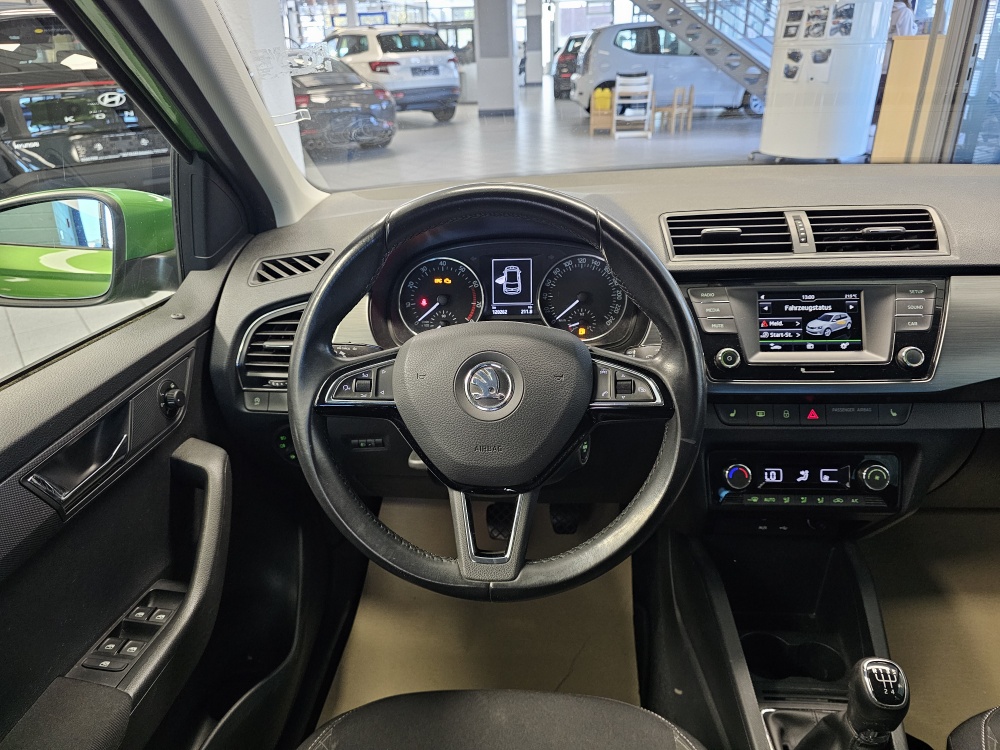 Skoda Fabia  bei Hoffmann Automobile in Wolfsburg kaufen und sofort mitnehmen - Bild 14