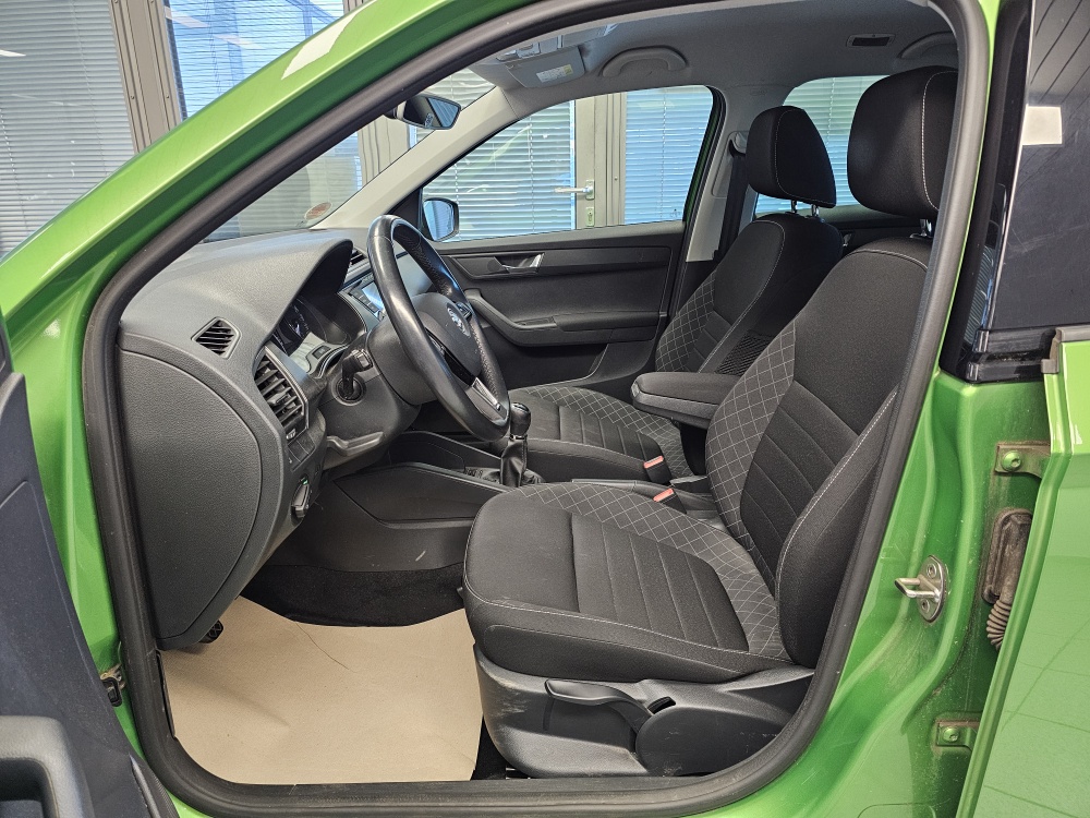 Skoda Fabia  bei Hoffmann Automobile in Wolfsburg kaufen und sofort mitnehmen - Bild 16