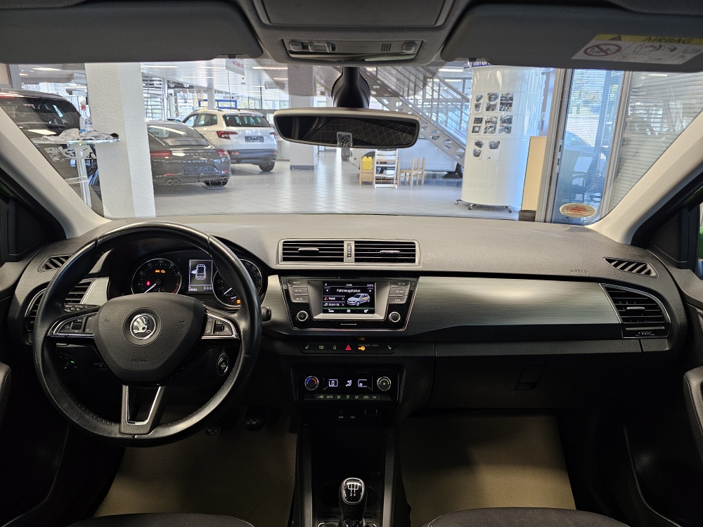 Skoda Fabia  bei Hoffmann Automobile in Wolfsburg kaufen und sofort mitnehmen - Bild 6