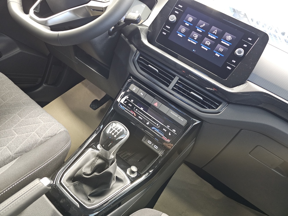 VW T-Cross bei Hoffmann Automobile in Wolfsburg kaufen und sofort mitnehmen - Bild 8