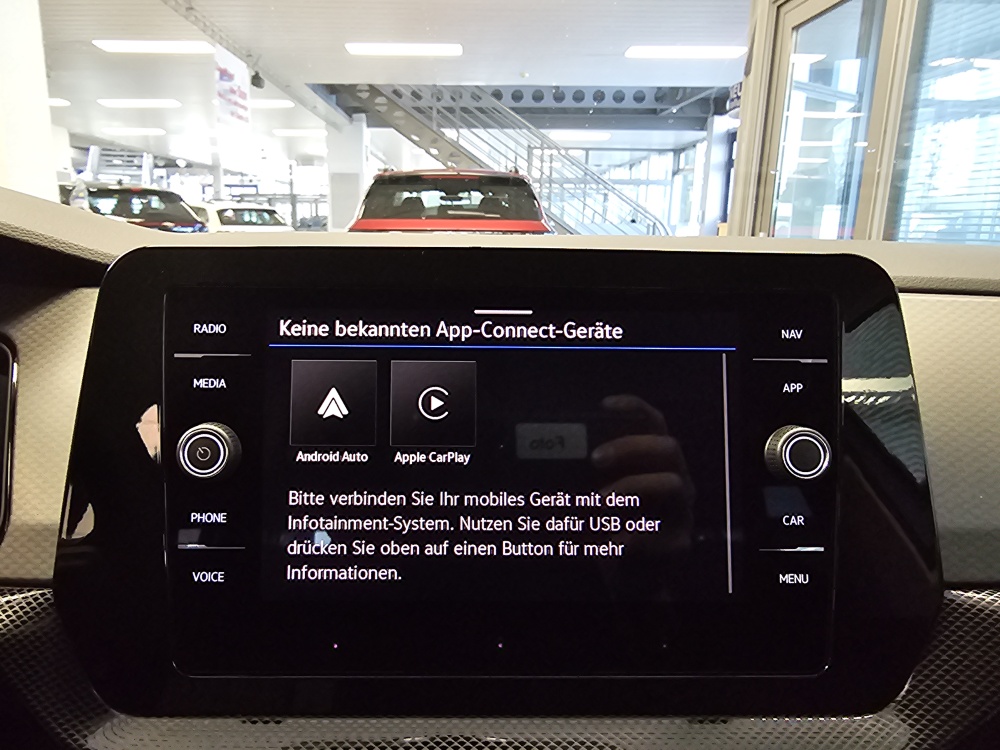 VW T-Cross bei Hoffmann Automobile in Wolfsburg kaufen und sofort mitnehmen - Bild 15