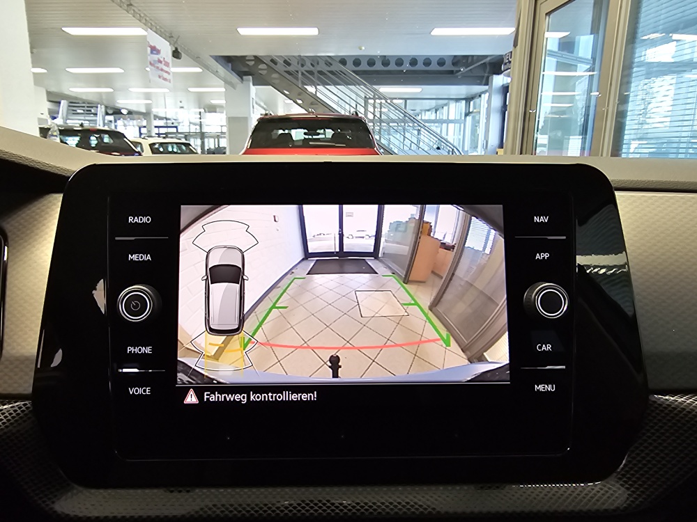 VW T-Cross bei Hoffmann Automobile in Wolfsburg kaufen und sofort mitnehmen - Bild 16