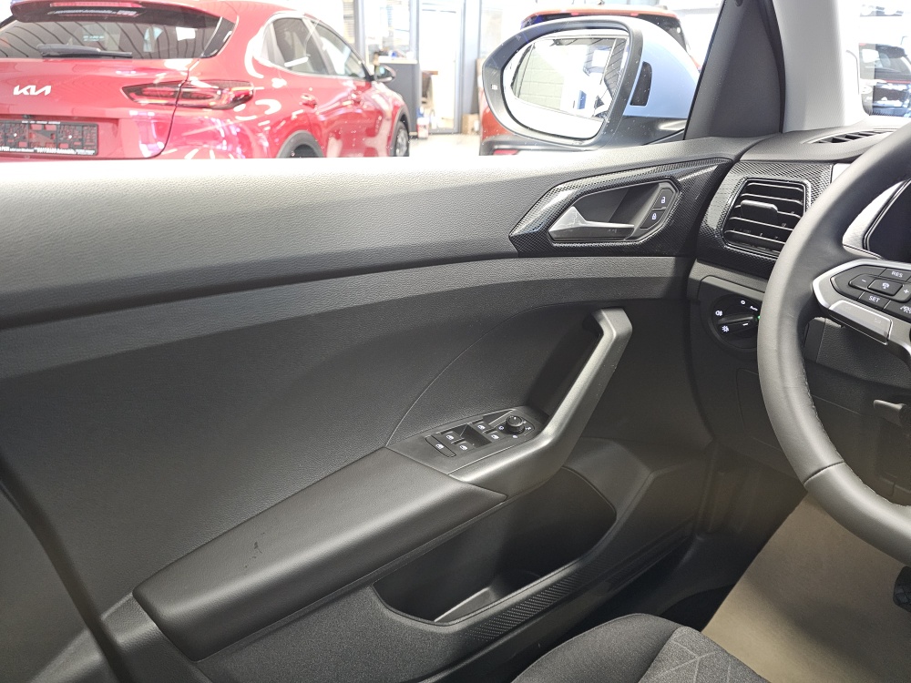 VW T-Cross bei Hoffmann Automobile in Wolfsburg kaufen und sofort mitnehmen - Bild 19