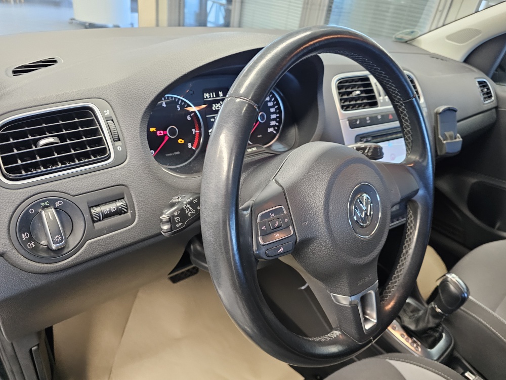 VW Polo  bei Hoffmann Automobile in Wolfsburg kaufen und sofort mitnehmen - Bild 14