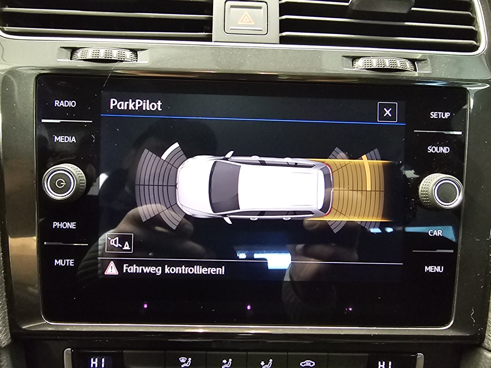 VW Golf Variant  bei Hoffmann Automobile in Wolfsburg kaufen und sofort mitnehmen - Bild 10