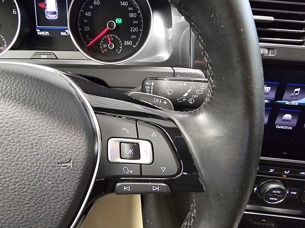 VW Golf Variant  bei Hoffmann Automobile in Wolfsburg kaufen und sofort mitnehmen - Bild 11