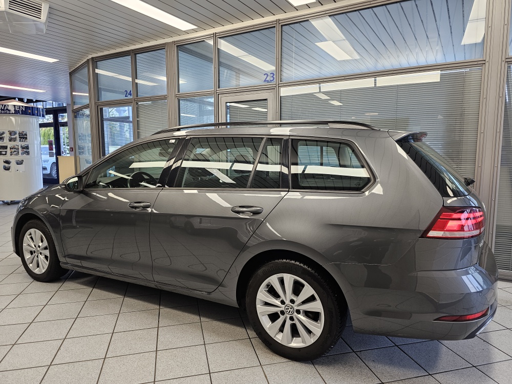 VW Golf Variant  bei Hoffmann Automobile in Wolfsburg kaufen und sofort mitnehmen - Bild 18