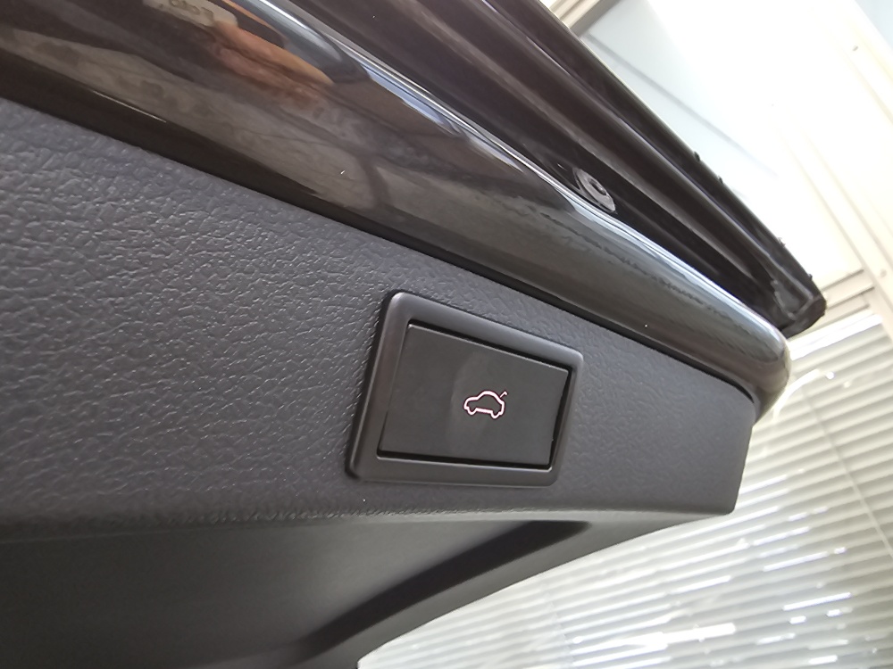 Skoda Octavia Combi  bei Hoffmann Automobile in Wolfsburg kaufen und sofort mitnehmen - Bild 3