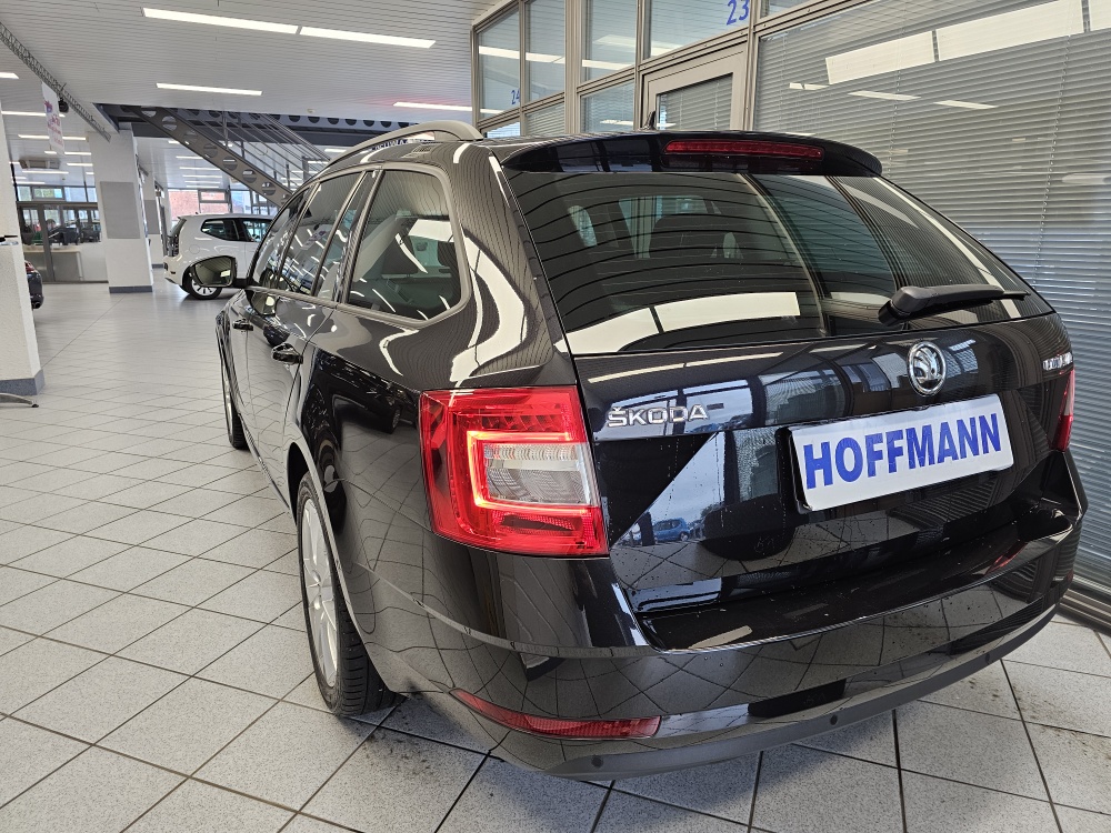 Skoda Octavia Combi  bei Hoffmann Automobile in Wolfsburg kaufen und sofort mitnehmen - Bild 4