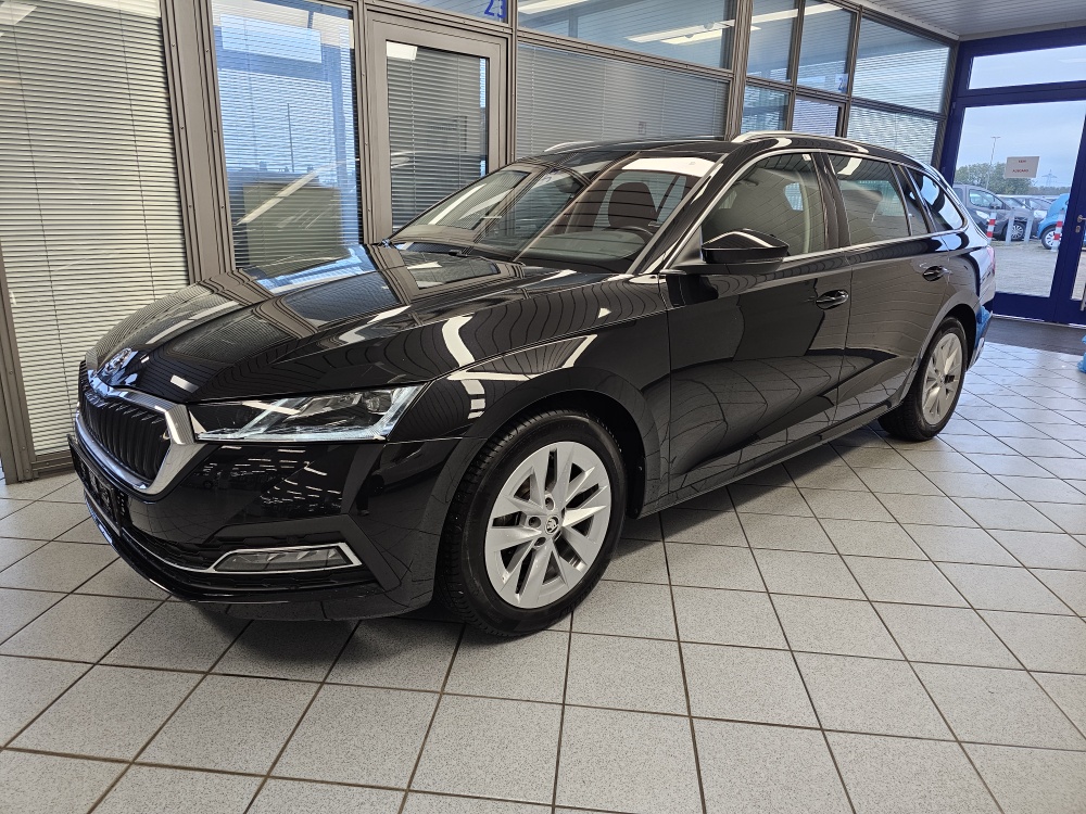 Skoda Octavia Combi Style für nur 25.400,- € bei Hoffmann Automobile in Wolfsburg kaufen und sofort mitnehmen