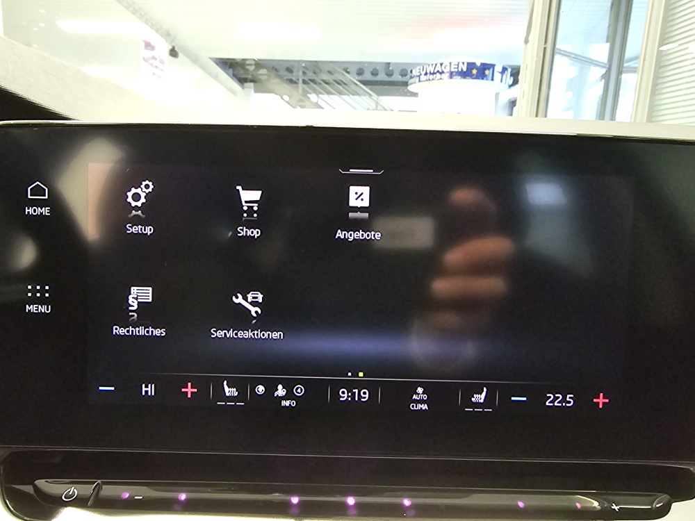 Skoda Octavia Combi  bei Hoffmann Automobile in Wolfsburg kaufen und sofort mitnehmen - Bild 12