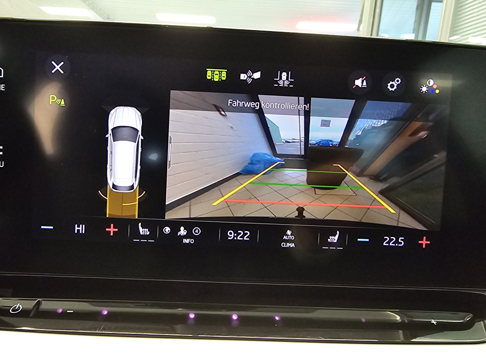 Skoda Octavia Combi  bei Hoffmann Automobile in Wolfsburg kaufen und sofort mitnehmen - Bild 19