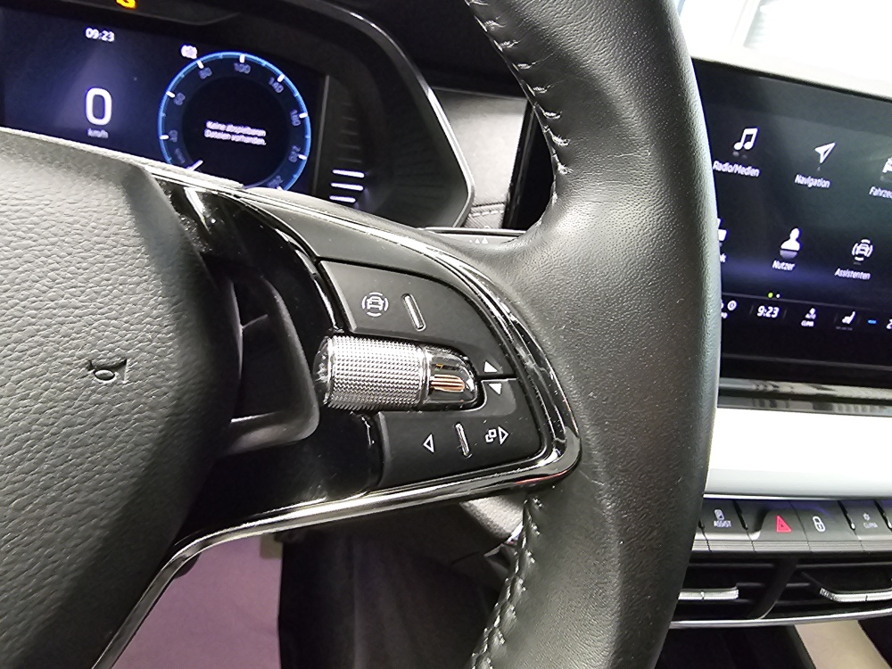 Skoda Octavia Combi  bei Hoffmann Automobile in Wolfsburg kaufen und sofort mitnehmen - Bild 20