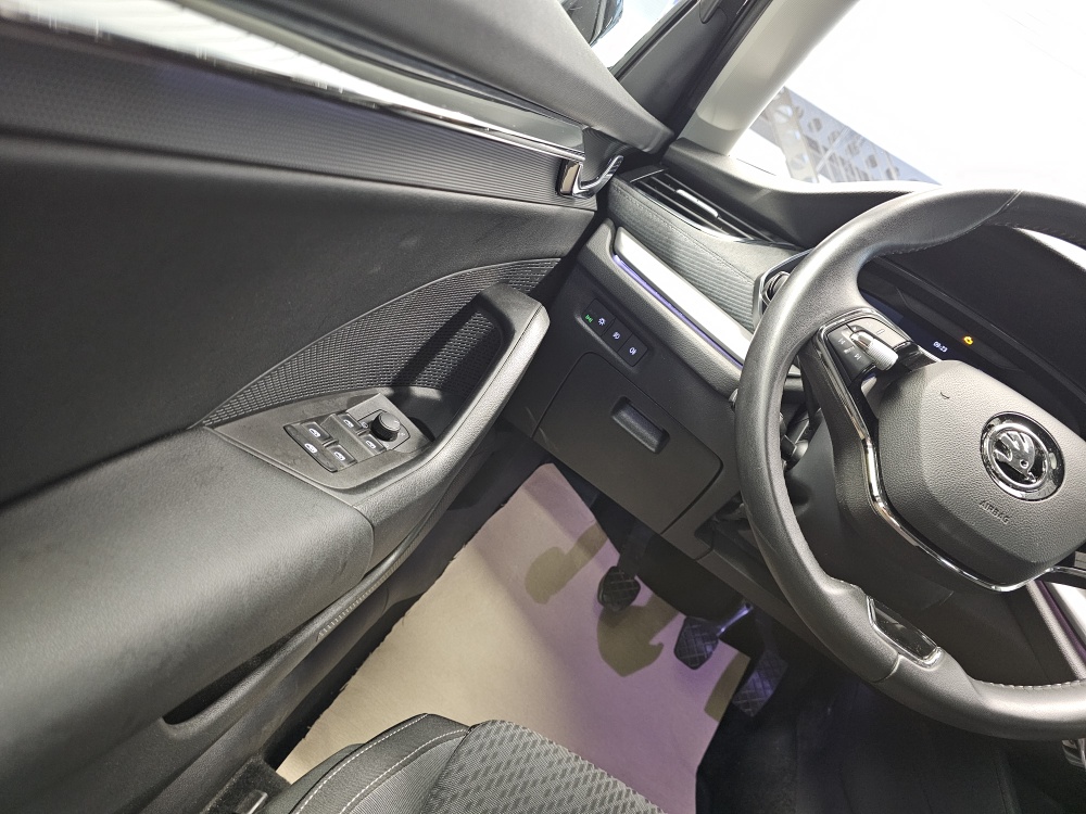 Skoda Octavia Combi  bei Hoffmann Automobile in Wolfsburg kaufen und sofort mitnehmen - Bild 22