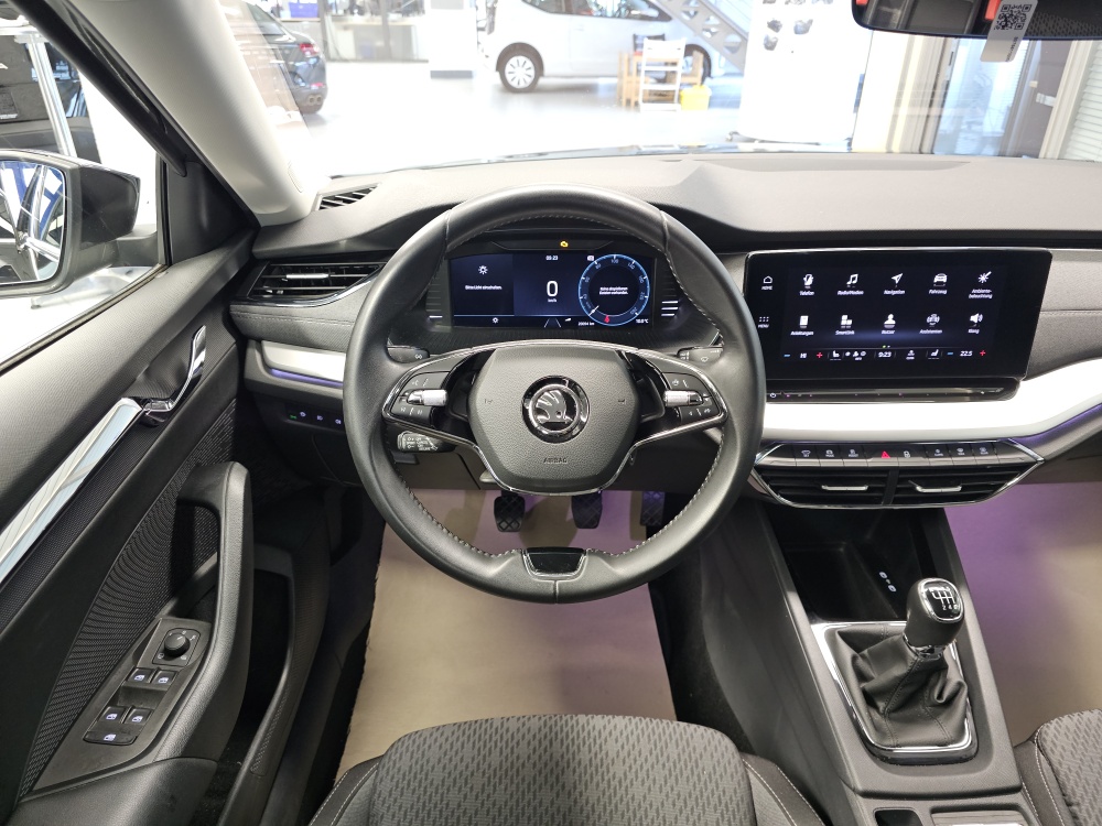 Skoda Octavia Combi  bei Hoffmann Automobile in Wolfsburg kaufen und sofort mitnehmen - Bild 23