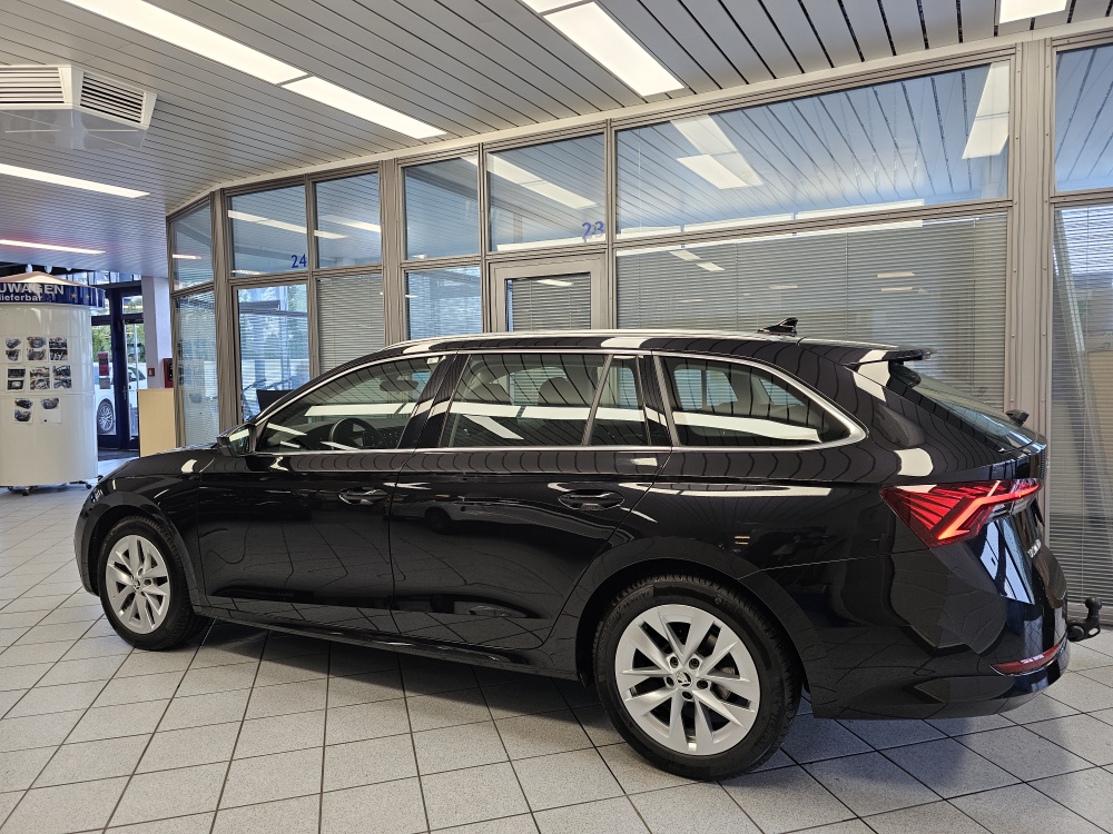 Skoda Octavia Combi  bei Hoffmann Automobile in Wolfsburg kaufen und sofort mitnehmen - Bild 28