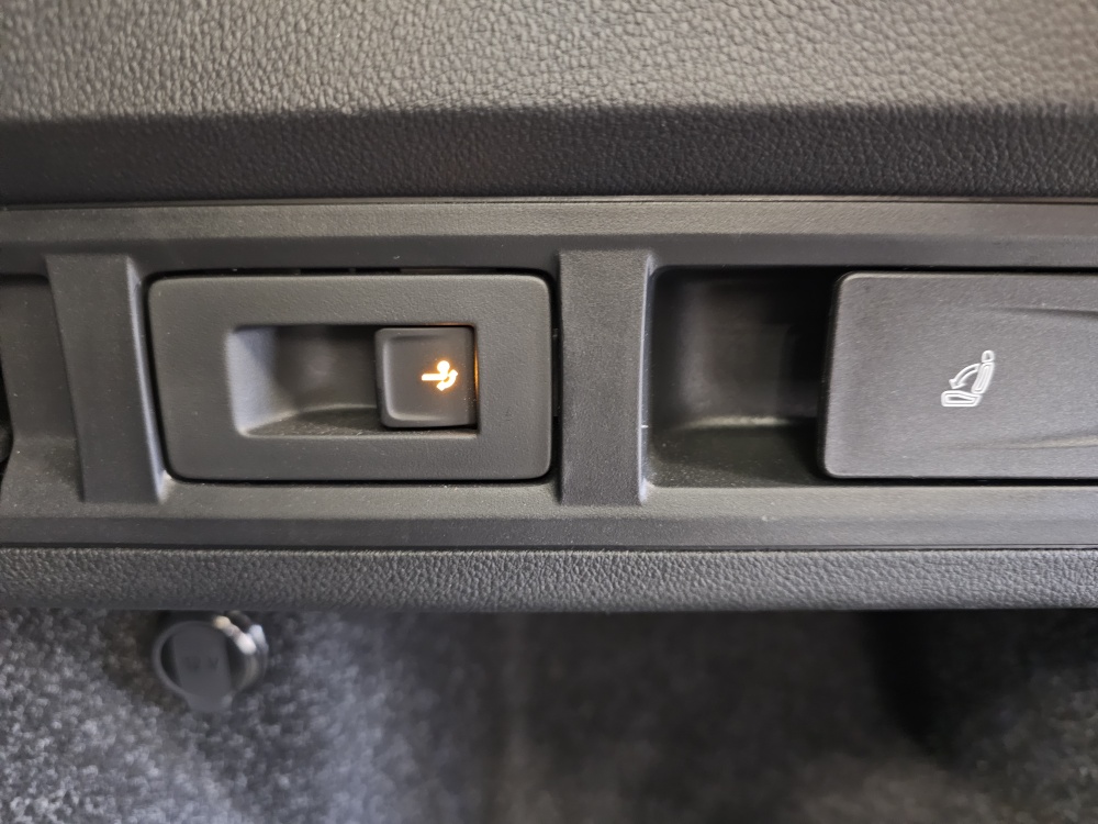 Skoda Octavia Combi  bei Hoffmann Automobile in Wolfsburg kaufen und sofort mitnehmen - Bild 3