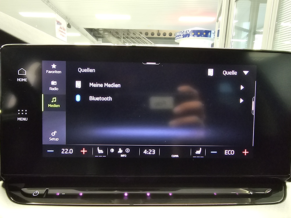 Skoda Octavia Combi  bei Hoffmann Automobile in Wolfsburg kaufen und sofort mitnehmen - Bild 11