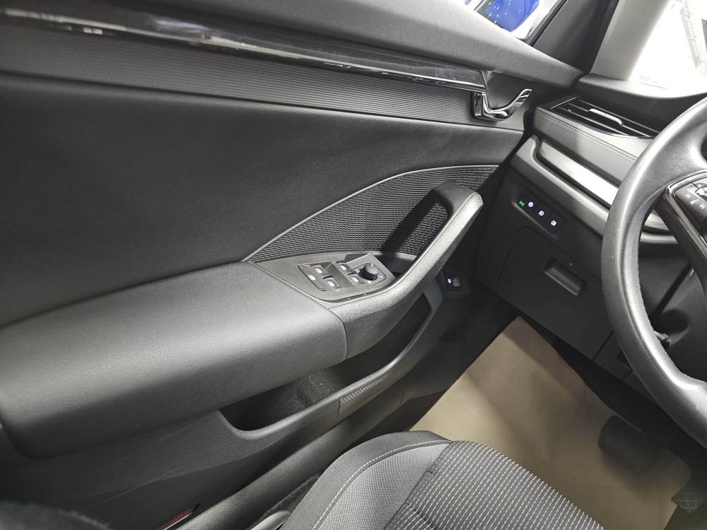 Skoda Octavia Combi  bei Hoffmann Automobile in Wolfsburg kaufen und sofort mitnehmen - Bild 24