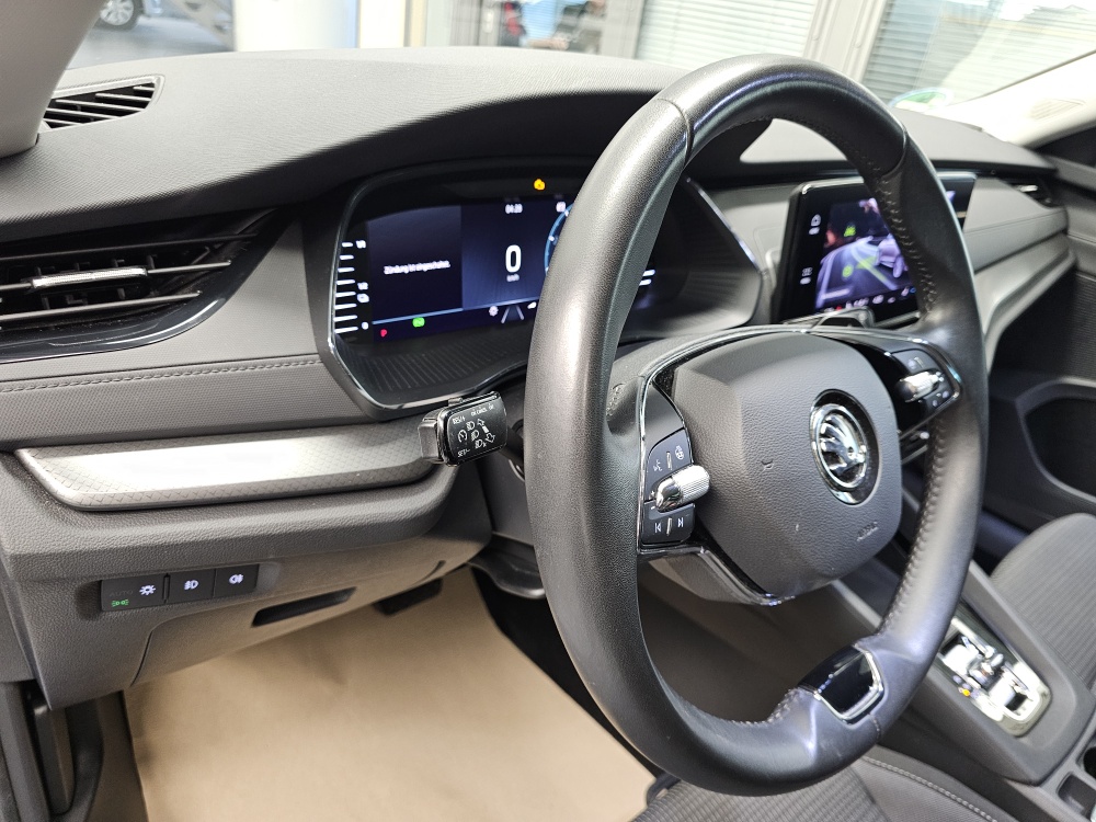 Skoda Octavia Combi  bei Hoffmann Automobile in Wolfsburg kaufen und sofort mitnehmen - Bild 26