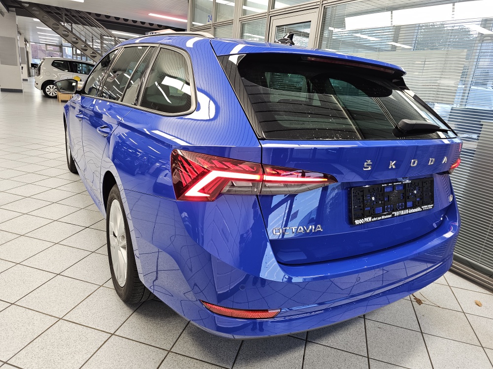 Skoda Octavia Combi  bei Hoffmann Automobile in Wolfsburg kaufen und sofort mitnehmen - Bild 4