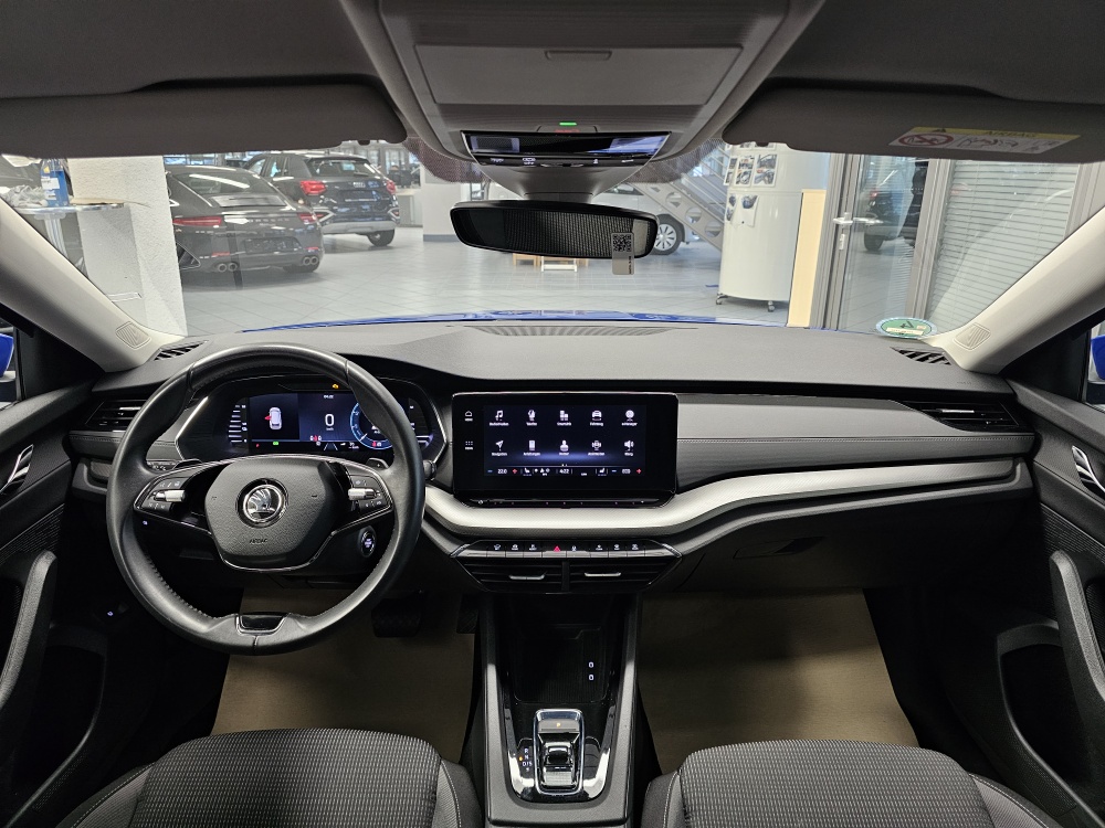 Skoda Octavia Combi  bei Hoffmann Automobile in Wolfsburg kaufen und sofort mitnehmen - Bild 6