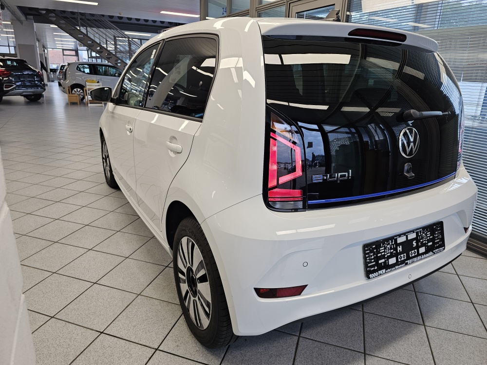 VW e-up!  bei Hoffmann Automobile in Wolfsburg kaufen und sofort mitnehmen - Bild 3