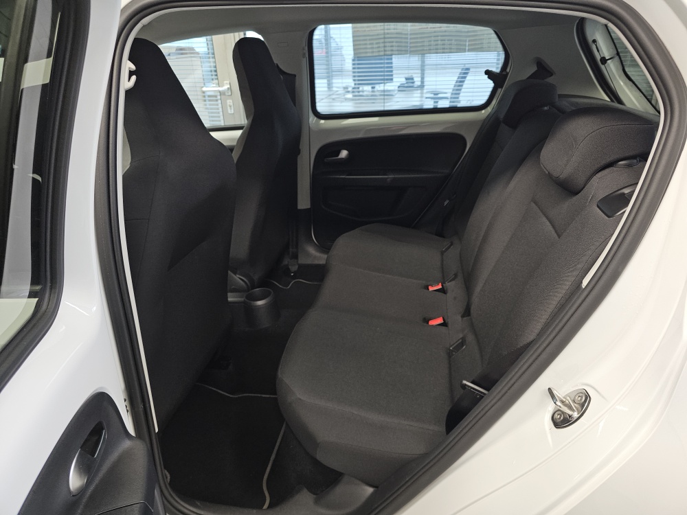 VW e-up!  bei Hoffmann Automobile in Wolfsburg kaufen und sofort mitnehmen - Bild 7