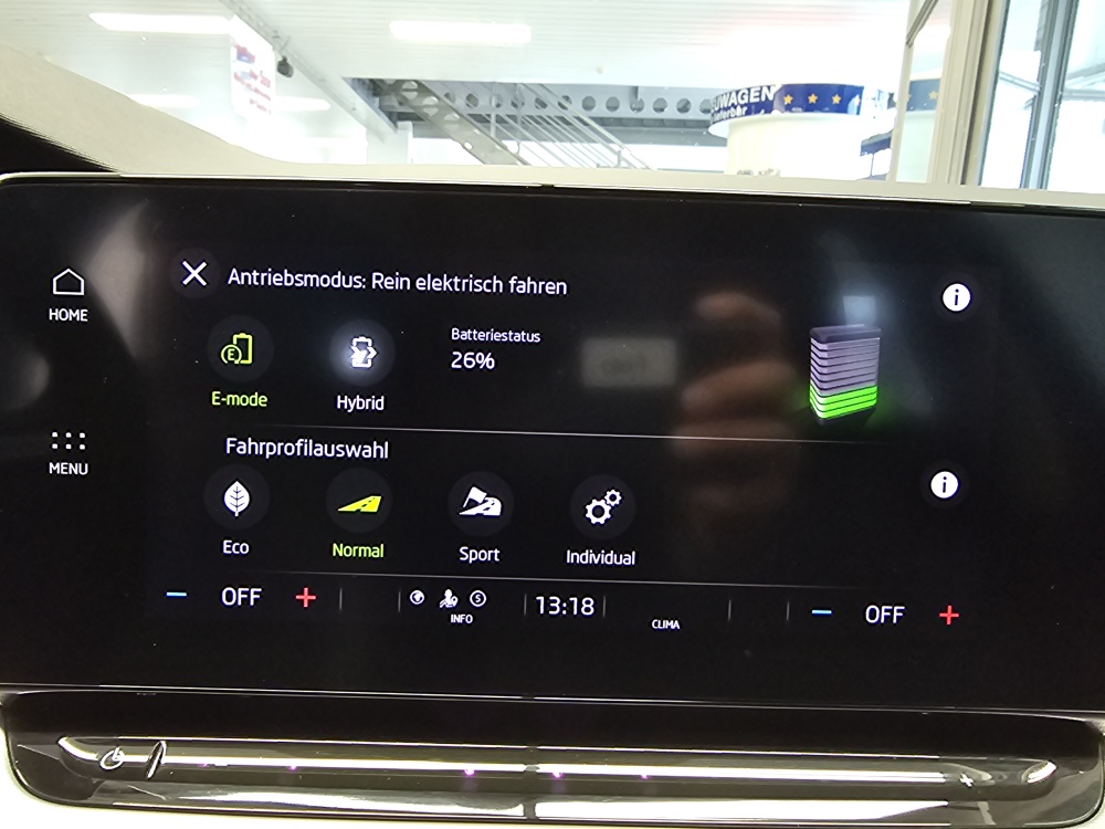 Skoda Octavia Combi  bei Hoffmann Automobile in Wolfsburg kaufen und sofort mitnehmen - Bild 22