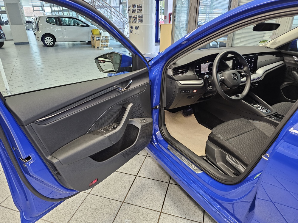 Skoda Octavia Combi  bei Hoffmann Automobile in Wolfsburg kaufen und sofort mitnehmen - Bild 29