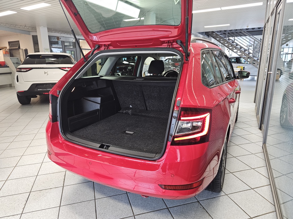 Skoda Fabia Combi  bei Hoffmann Automobile in Wolfsburg kaufen und sofort mitnehmen - Bild 2
