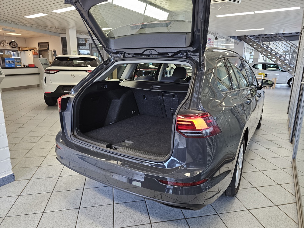 VW Golf Variant  bei Hoffmann Automobile in Wolfsburg kaufen und sofort mitnehmen - Bild 2