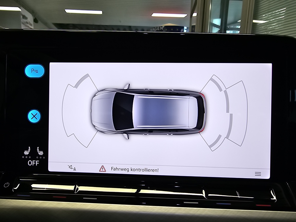 VW Golf Variant  bei Hoffmann Automobile in Wolfsburg kaufen und sofort mitnehmen - Bild 20